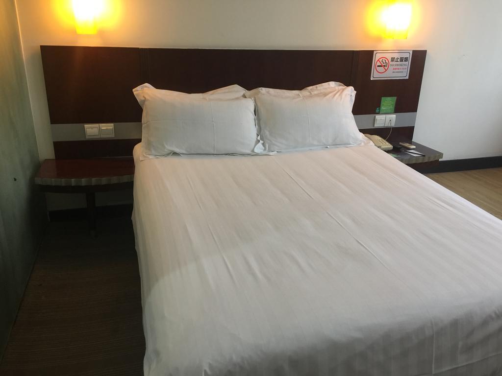 Jinjiang Inn Shenzhen Huaqiang North Экстерьер фото